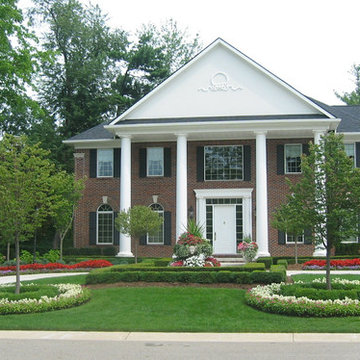 Elegant Front Yard Landscape Design