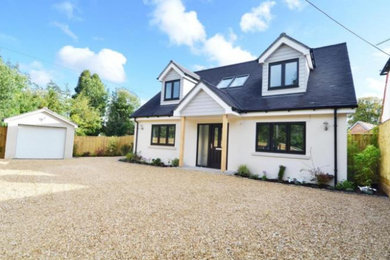 Inspiration for a small contemporary home in Buckinghamshire.