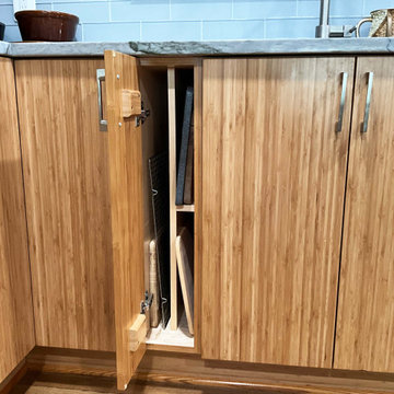 Cool and Calm: Sustainable Bamboo Kitchen
