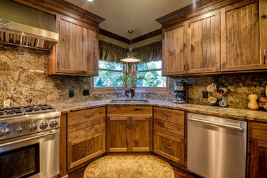 Kitchen - rustic kitchen idea in Orange County