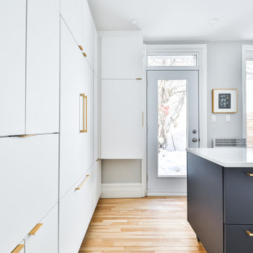 Rénovation de cuisine et de salle de bain modernes - Van Horne