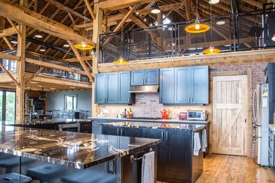 Inspiration for a rustic kitchen remodel in Milwaukee