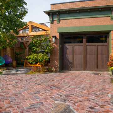 Sunnyside Backyard