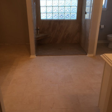 Tubs/ Showers