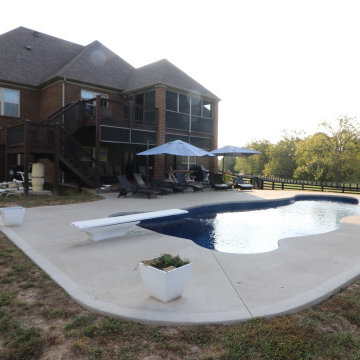 Inground Fiberglass Pool (w/ Diving board)
