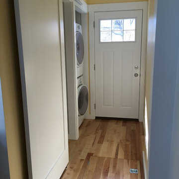 Penticton Reno, Bath room & Kitchen & Garage