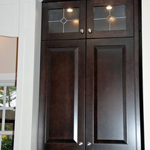 kitchen cabinet
