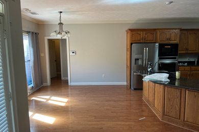 Home design - modern home design idea in Little Rock