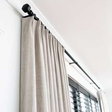 Sophisticated & Modern: A seamless blend of classic & contemporary elements.