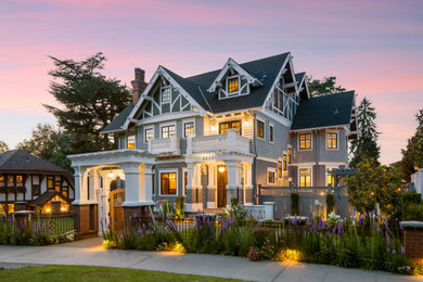 Craftsman exterior home idea in Portland