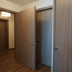 Paramount Bay 3501 - Interior Doors