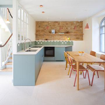 Cuisine ouverte et salle à manger