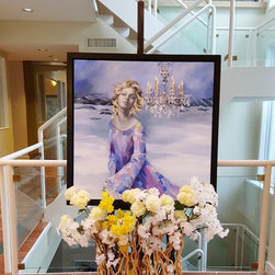 Bold artwork ,contemporary interior - Artwork