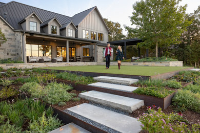 Photo of a contemporary full sun concrete paver landscaping in Dallas.