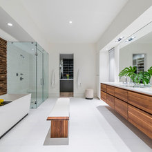 Bathrooms HINTH