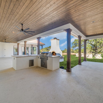 Spanish: 3,430 ft², 4 BR/3.5 BA/1 ST