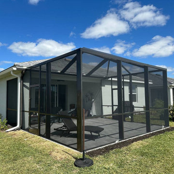 Screen pool enclosure