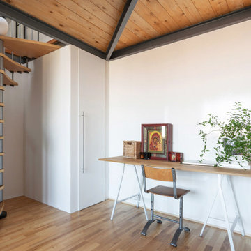 Contemporary loft - 2 level studio