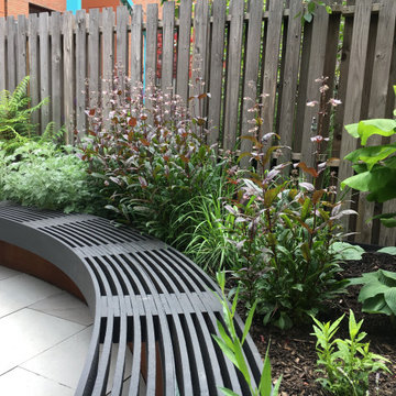 Modern Garden with Curved Corten Border