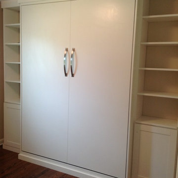 Queen-Size Murphy bed