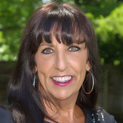 Melanie McGraw's photo