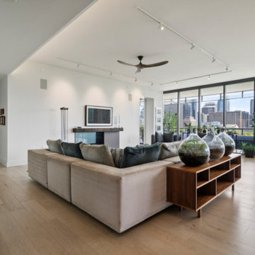 2100 Hamilton