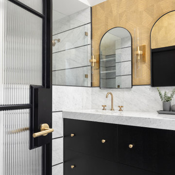 Geometric Bathroom Escape