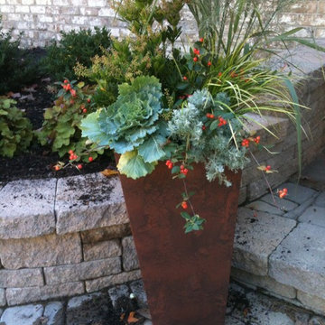 Custom/Seasonal Planters