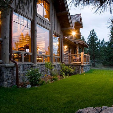 Rocky Mountain Log Homes - Relaxing Rustic Retreat