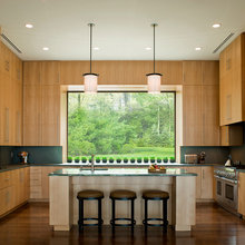 Kitchen & Dining