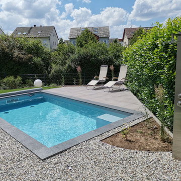 Beton- Folienbecken in hellgrau