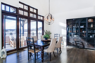 Dining room - dining room idea in Calgary