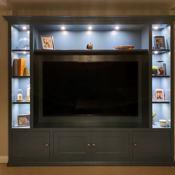TV media entertainment unit, fitted living room