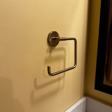Elderberry Ave - Powder Room