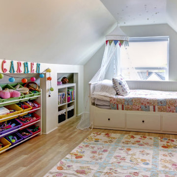 Single-Family Ranch House 18