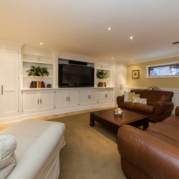 Lincoln Park Townhouse Family Room