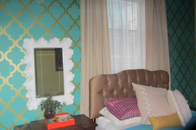 Eclectic bedroom photo in Chicago