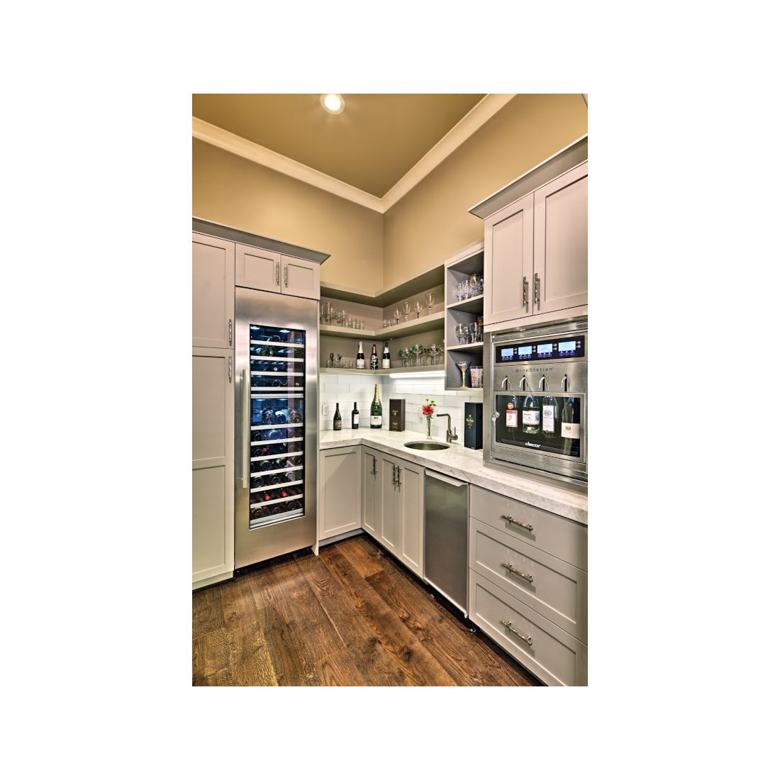 Award-Winning Bar