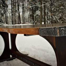 Willar Table - Products