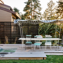 Retractable hot tub