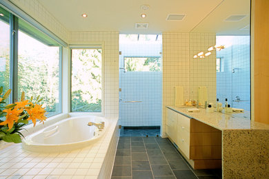 Bathroom - contemporary bathroom idea in Vancouver