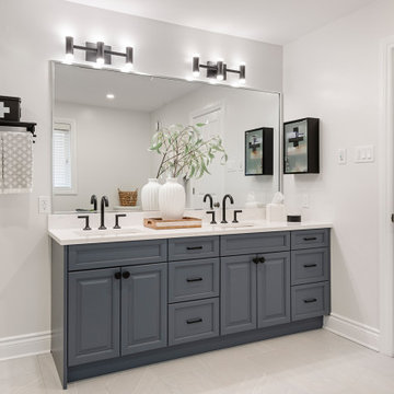 Blue Beauty - Ensuite