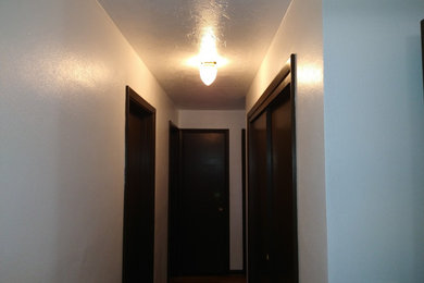 Minimalist hallway photo in Cleveland