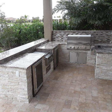Outdoor Kitchen