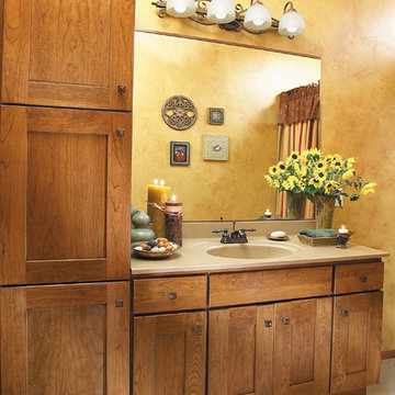 StarMark Cabinetry Bathroom in Cherry finished in Toffee with Chocolate glaze