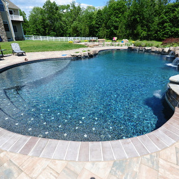 Major Leagues Wet-Edge Waterfall Pool
