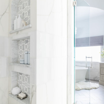 Riviera Restoration Primary Bathroom
