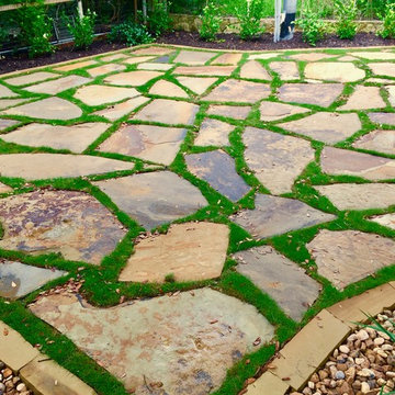 Oklahoma Flagstone Slabs with Zoysia Grass Joints