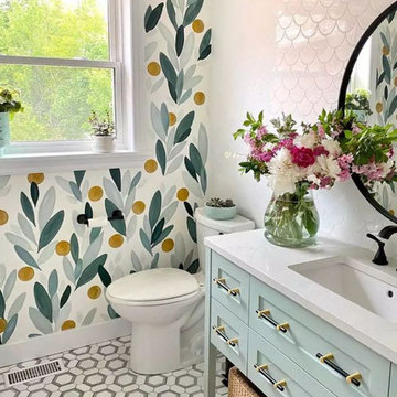 Wallpaper installation Bathroom in Roswell