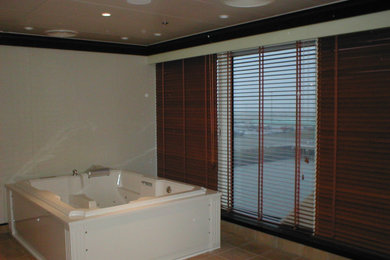 Foto di un bagno di servizio moderno